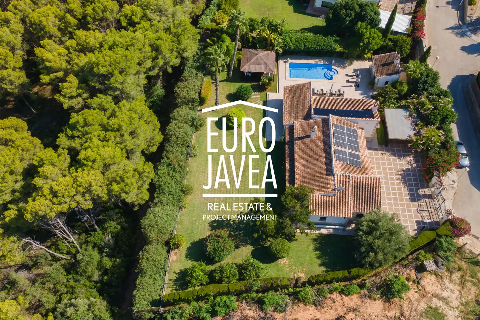 Casa con piscina en venta en Partides comunes - Adsubia