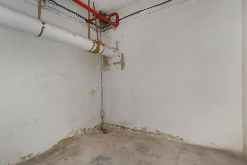 Local comercial en venta en PAU CLARIS, imagen 15
