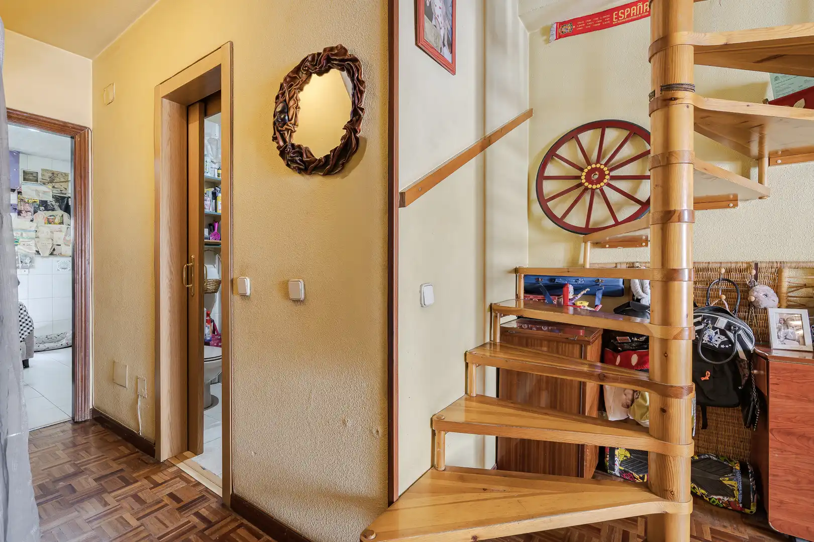 Wohnung zum Verkauf in Madrid mit Privatgarten, Terrasse und Balkon