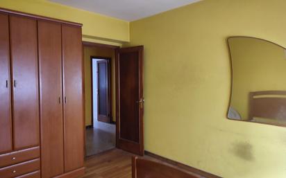 Bedroom of Flat for sale in Santiago de Compostela 