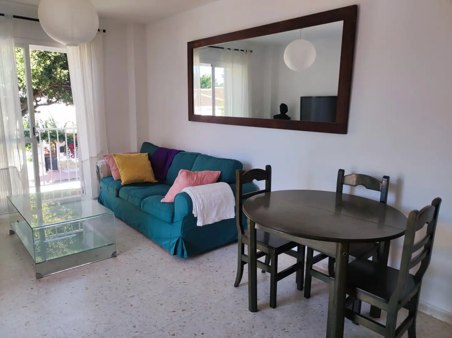 Appartamento con piscina in affitto a Calle Rogelio Oliva