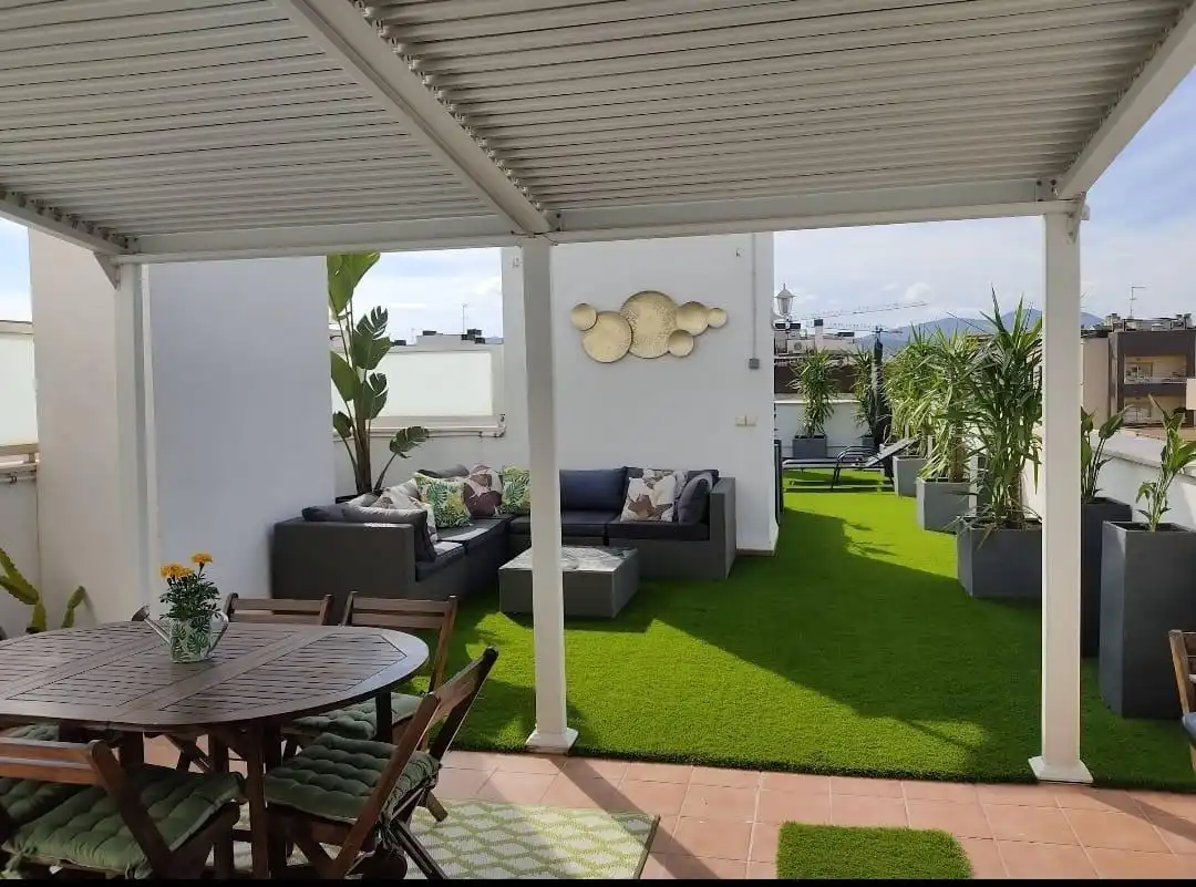 Terrasse von Dachboden zur Miete in  Palma de Mallorca mit Klimaanlage, Terrasse und Möbliert