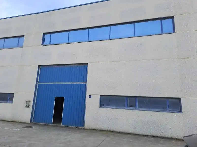 Vista exterior de Nave industrial de alquiler en Lanciego / Lantziego