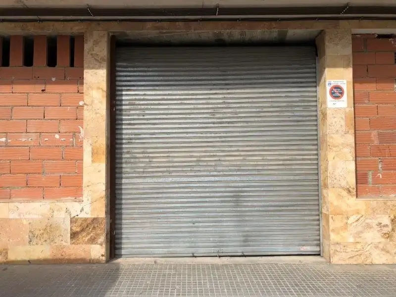 Local comercial en venta en Av Catalunya