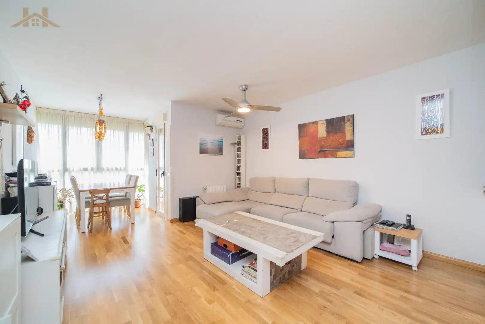 Living room of Flat for sale in Villanueva del Pardillo  with Air Conditioner, Heating and Terrace