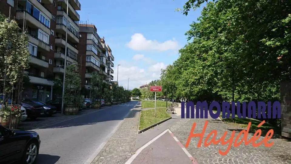 Exterior view of Flat for sale in Getxo   with Heating, Private garden and Storage room