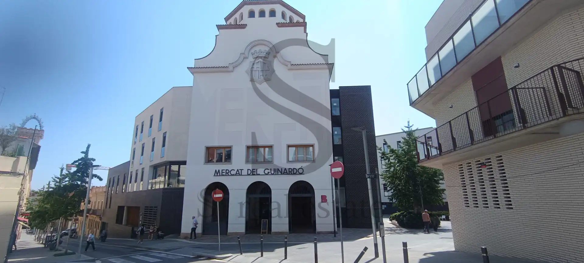 Vista exterior de Ático en venta en Barcelona con Calefacción, Terraza y Horno