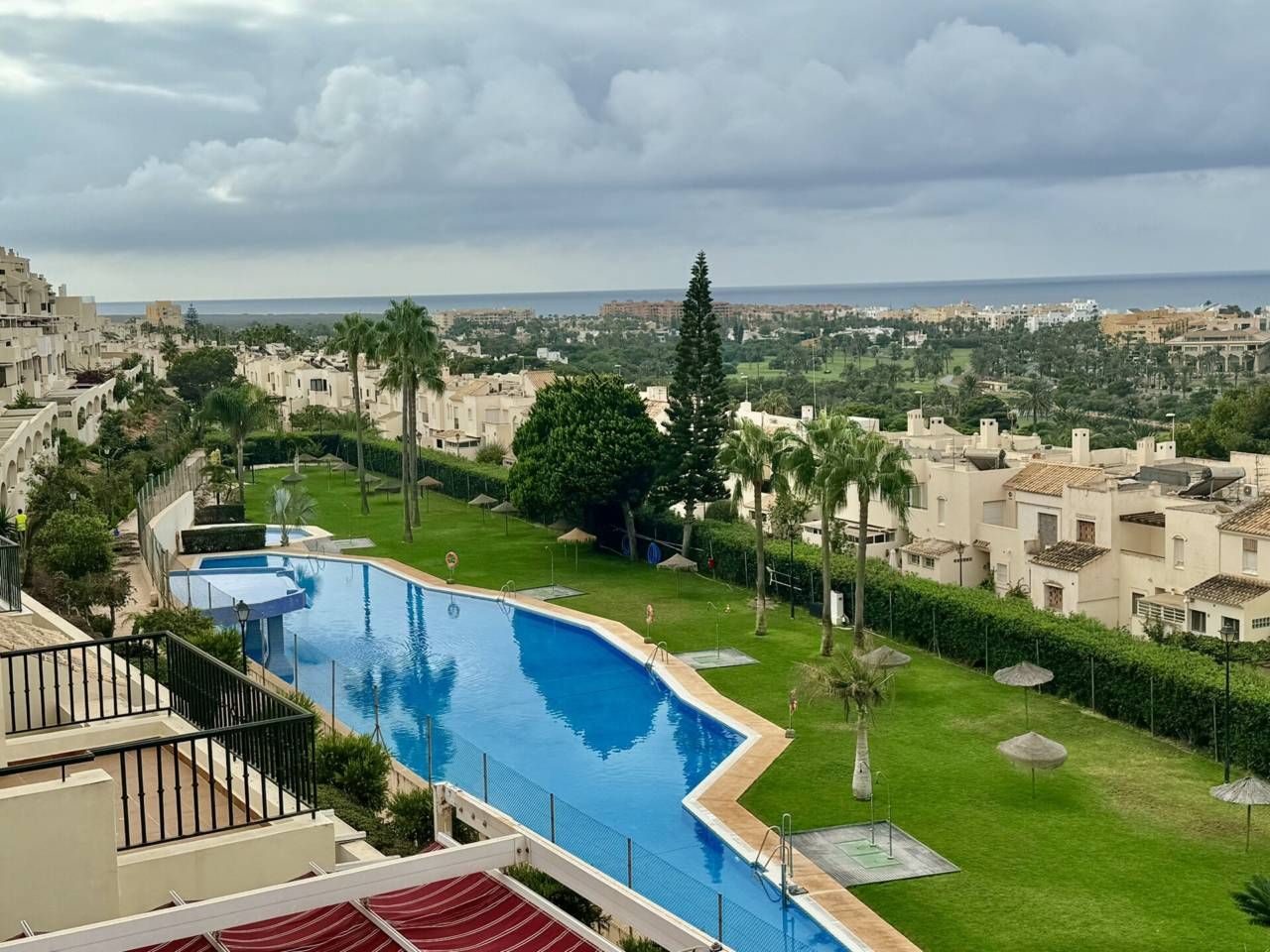 Duplex for sale in Calle Escotilla, Almerimar