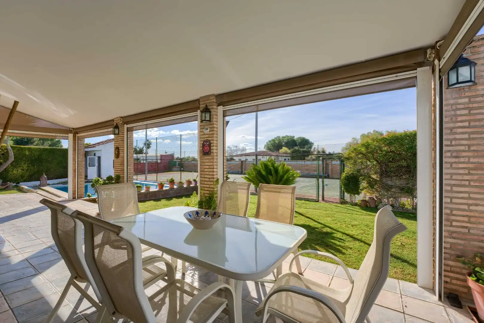 Jardí de Casa o xalet en venda en Espartinas amb Aire condicionat, Jardí privat i Terrassa