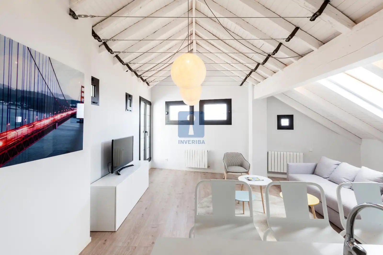 Living room of Attic for rent in Madrid  with Air Conditioner, Heating and Parquet flooring