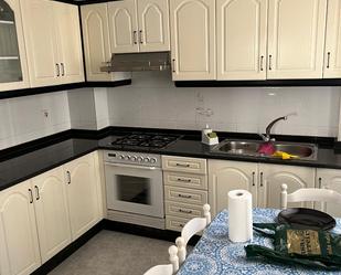 Kitchen of Flat to rent in Ponteareas  with Heating, Furnished and Oven