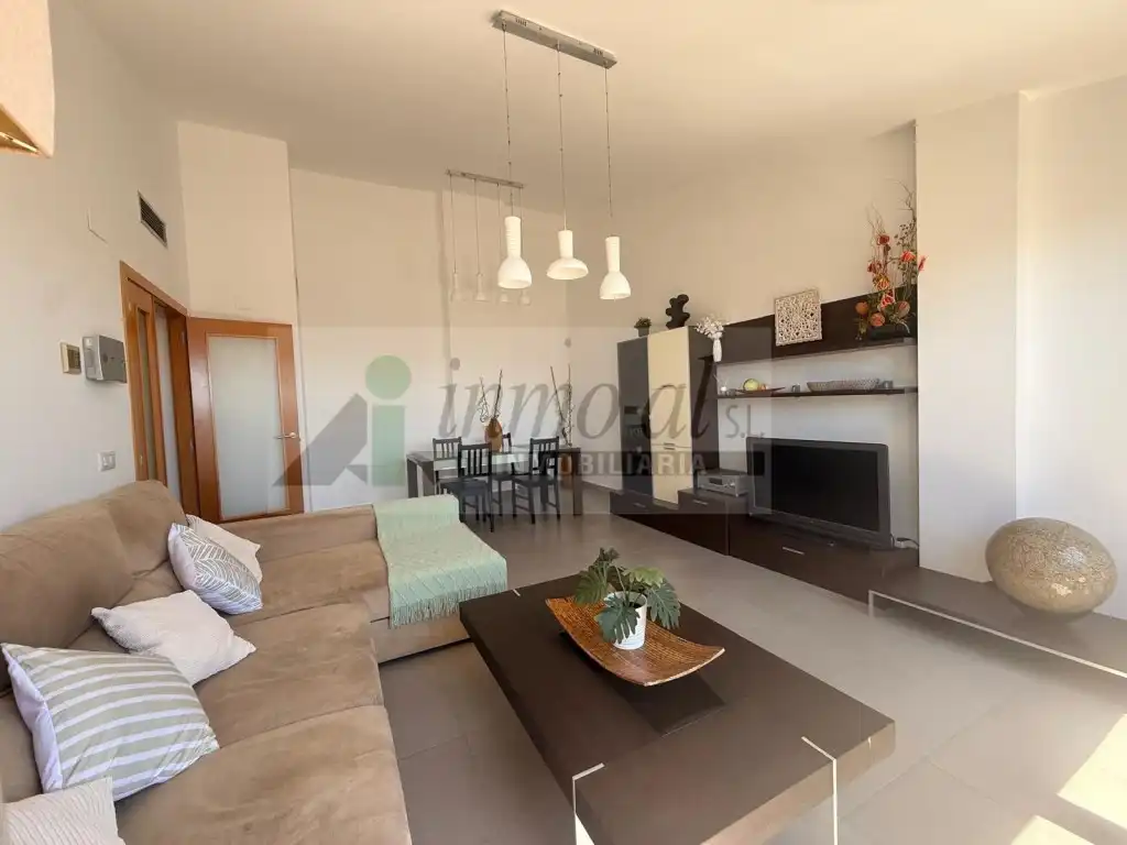 Sala de estar de Ático en venta en Almazora / Almassora con Terraza y Balcón