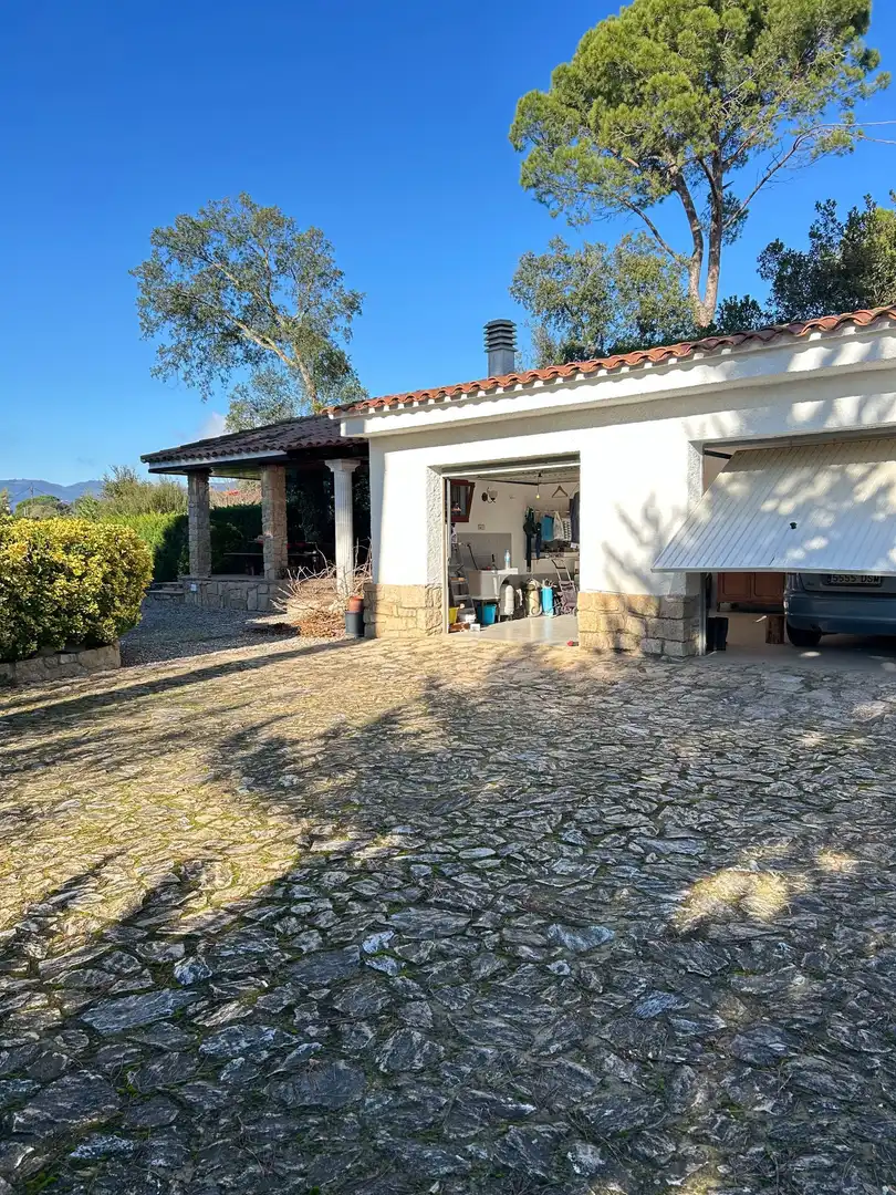 Vista exterior de Casa o chalet en venta en Santa Coloma de Farners con Calefacción, Jardín privado y Terraza