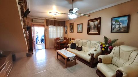 Foto 2 de Casa adosada en venda a Calle Calle Rosales, Los Peñascos - El Salero - Los Imbernones, San Pedro del Pinatar