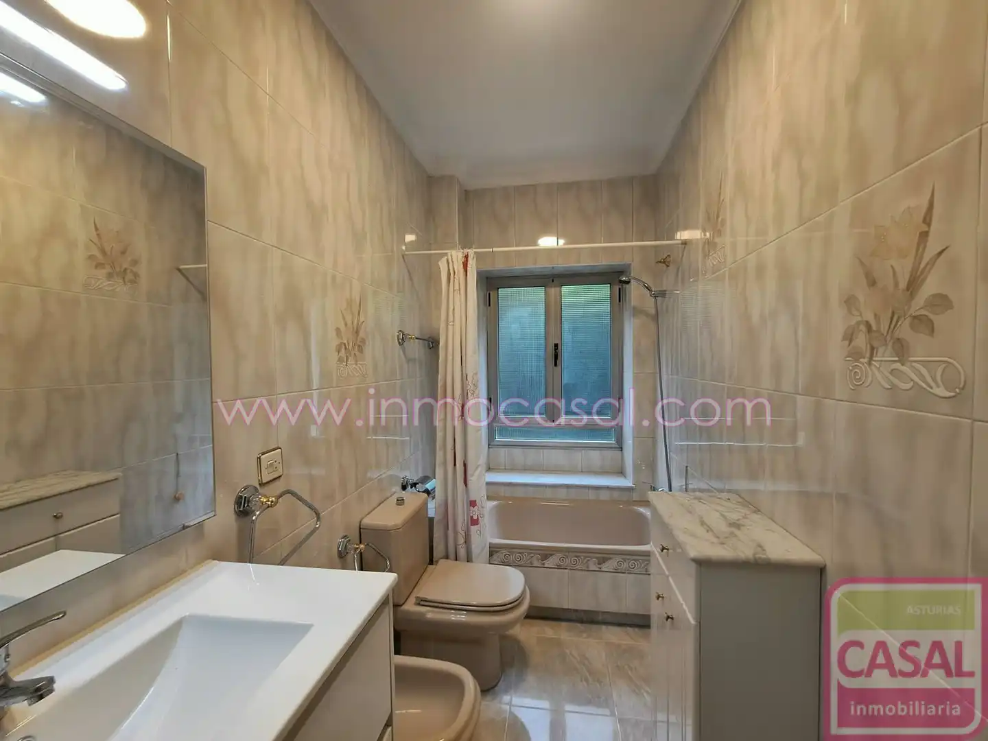 Bathroom of Flat for rent in Mieres (Asturias)  with Heating, Terrace and Furnished