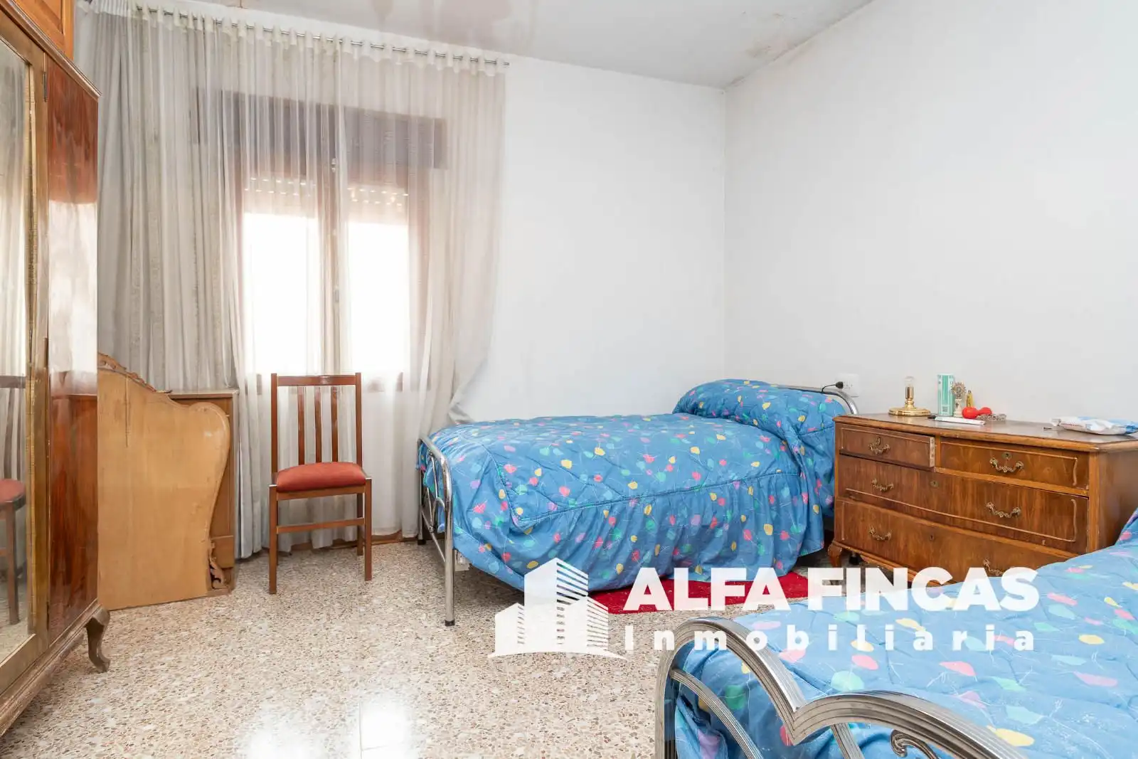 Dormitori de Pis en venda en San Clemente amb Jardí privat