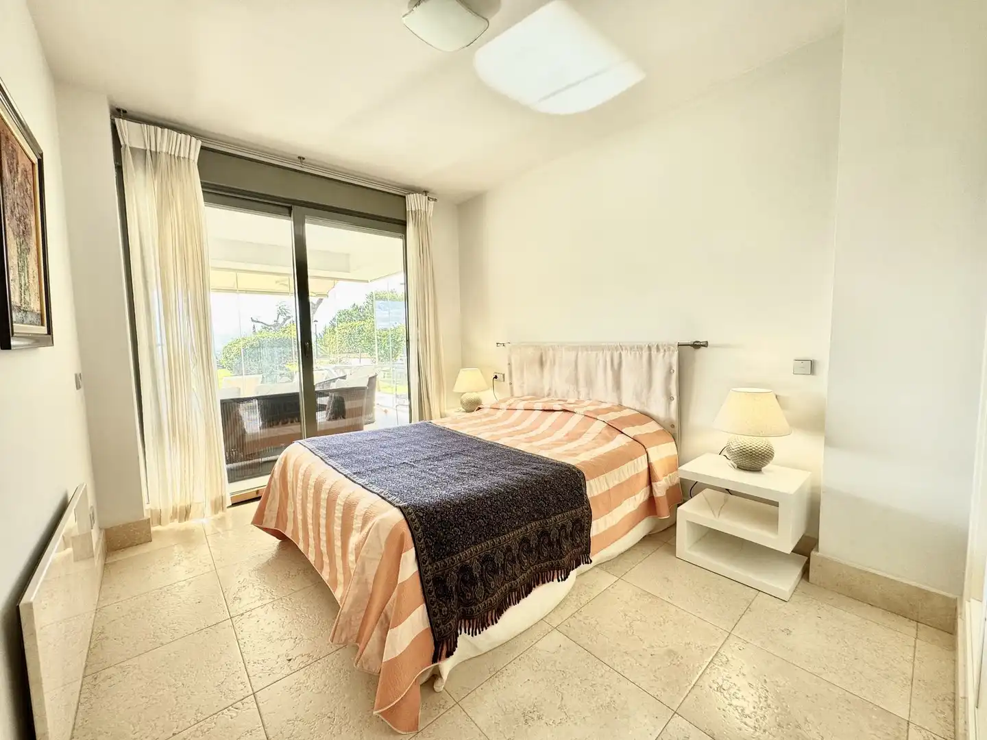 Bedroom of Flat for sale in Benahavís  with Air Conditioner, Terrace and Furnished