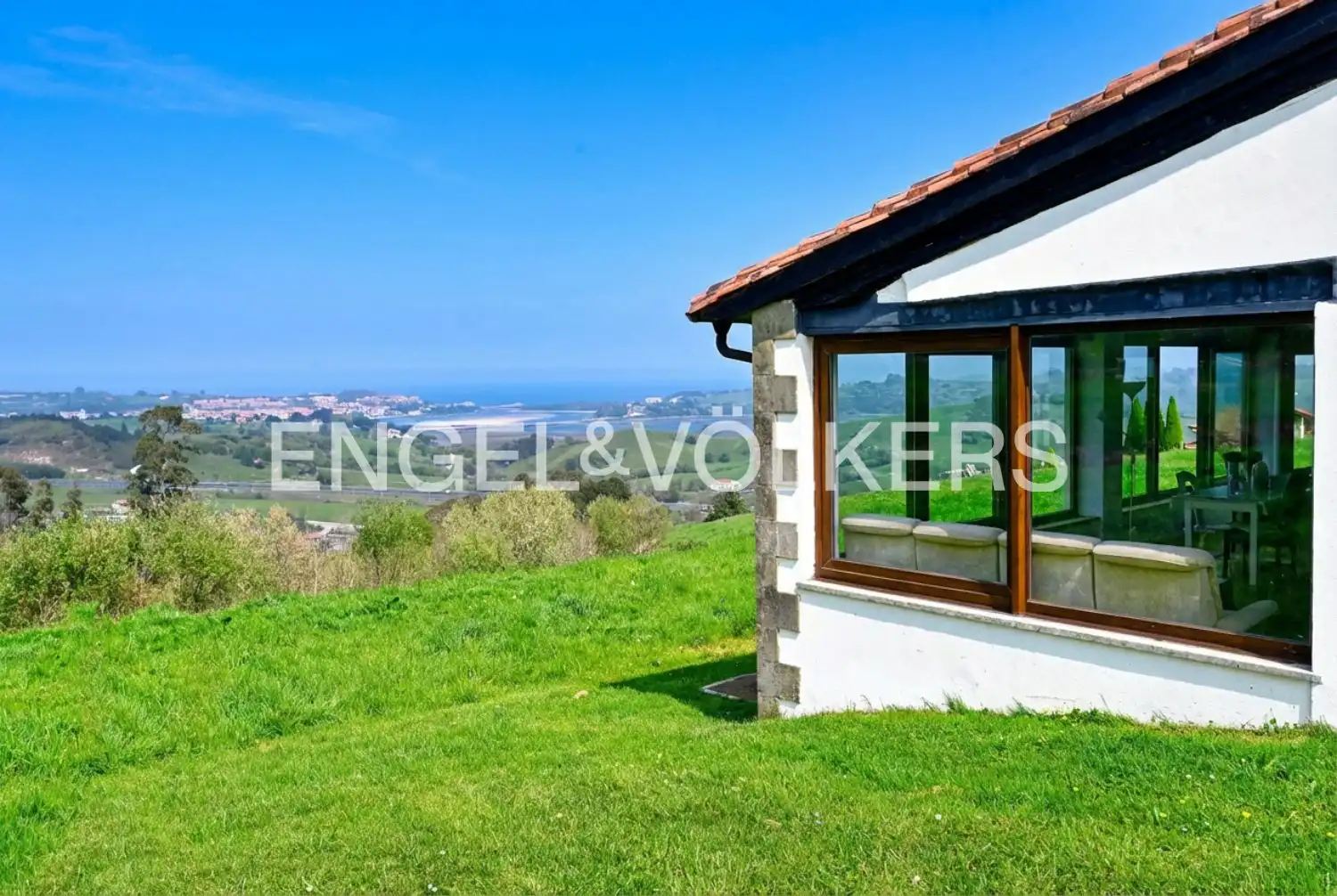 Country house zum Verkauf in San Vicente de la Barquera mit Heizung und Privatgarten
