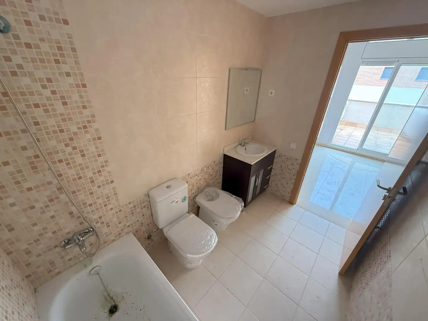 Bathroom of Houses for sale in Llorenç del Penedès  with Air Conditioner, Heating and Private garden