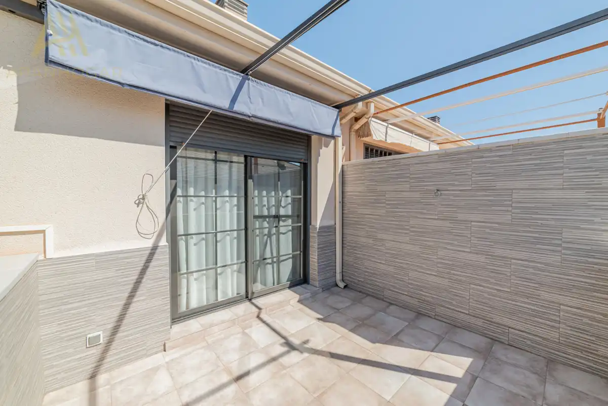Detached house with terrace for sale in Calle de Islas Galapagos, imagen 13