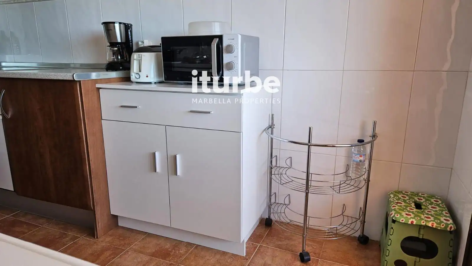 Cocina de Piso de alquiler en Marbella con Aire acondicionado, Terraza y Piscina
