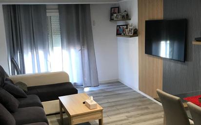 Living room of Flat for sale in Girona Capital  with Balcony