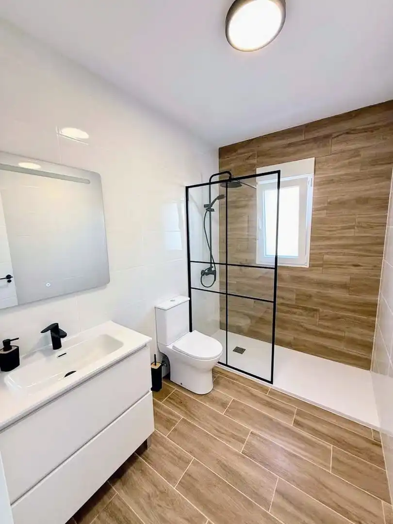 Bany de Casa o xalet en venda en Rojales amb Jardí privat, Terrassa i Traster