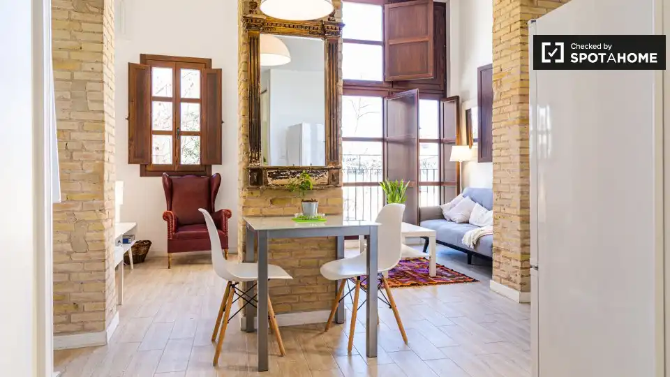Room in El Cabanyal - El Canyamelar