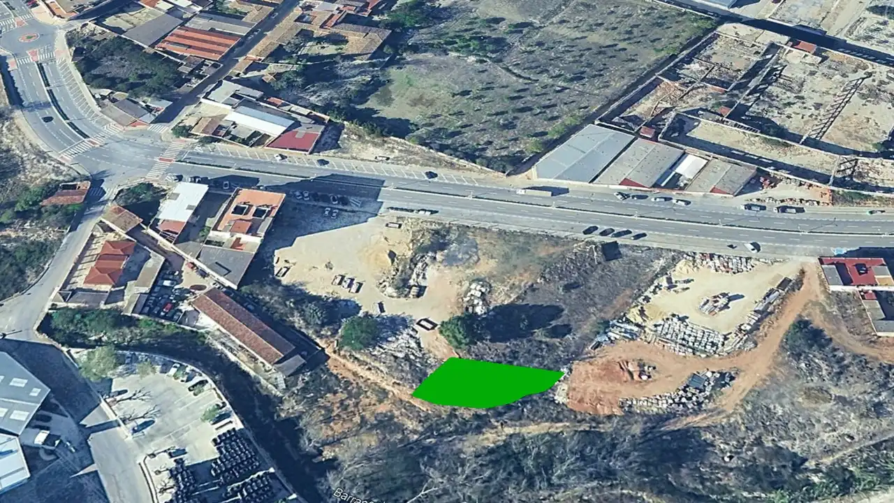 Rural land for sale in Av Diputación