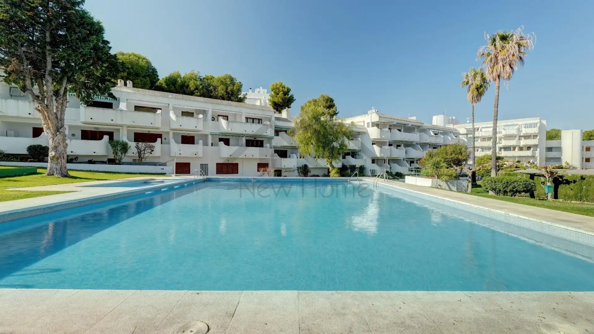 Vista exterior de Apartamento en venta en Alcalà de Xivert con Jardín privado, Terraza y Amueblado