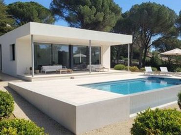 Villa con balcone in vendita a Avinguda del Mas Ambrós