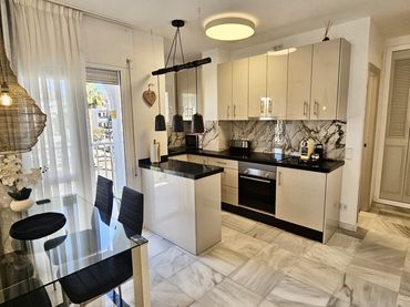 Appartamento con ascensore in vendita a Avenida El Peñoncillo