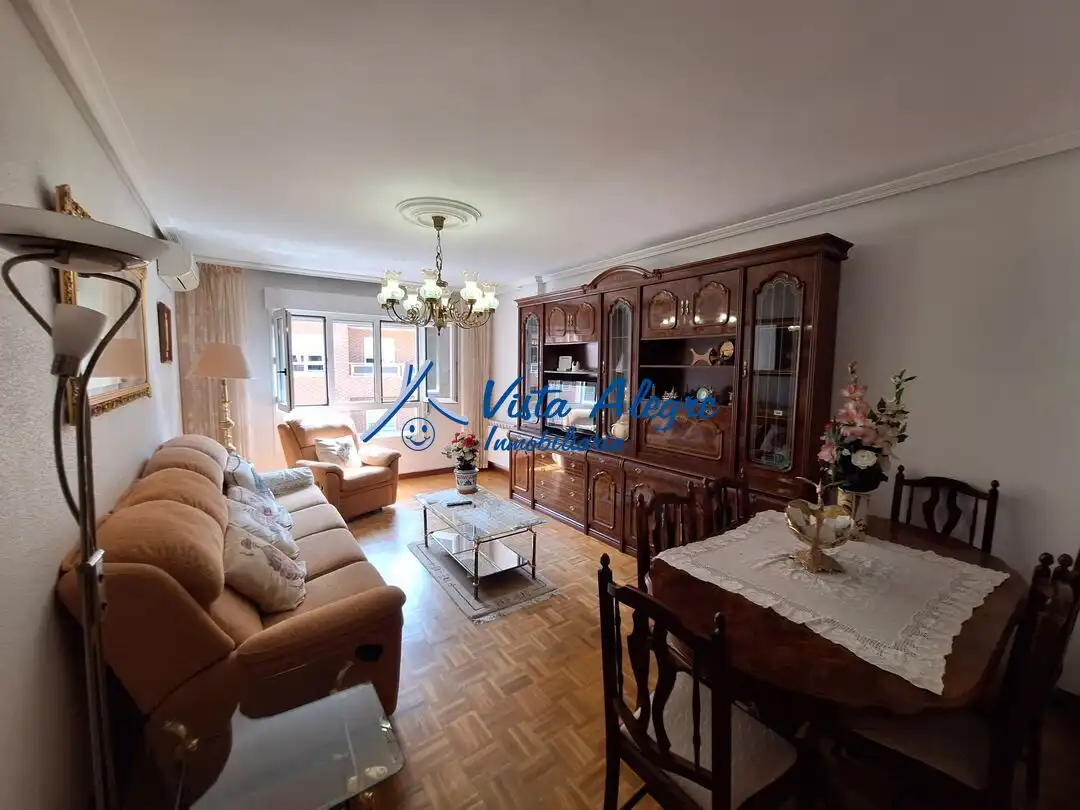 Piso con ascensor en venta en Calle Donantes de Sangre, imagen 3
