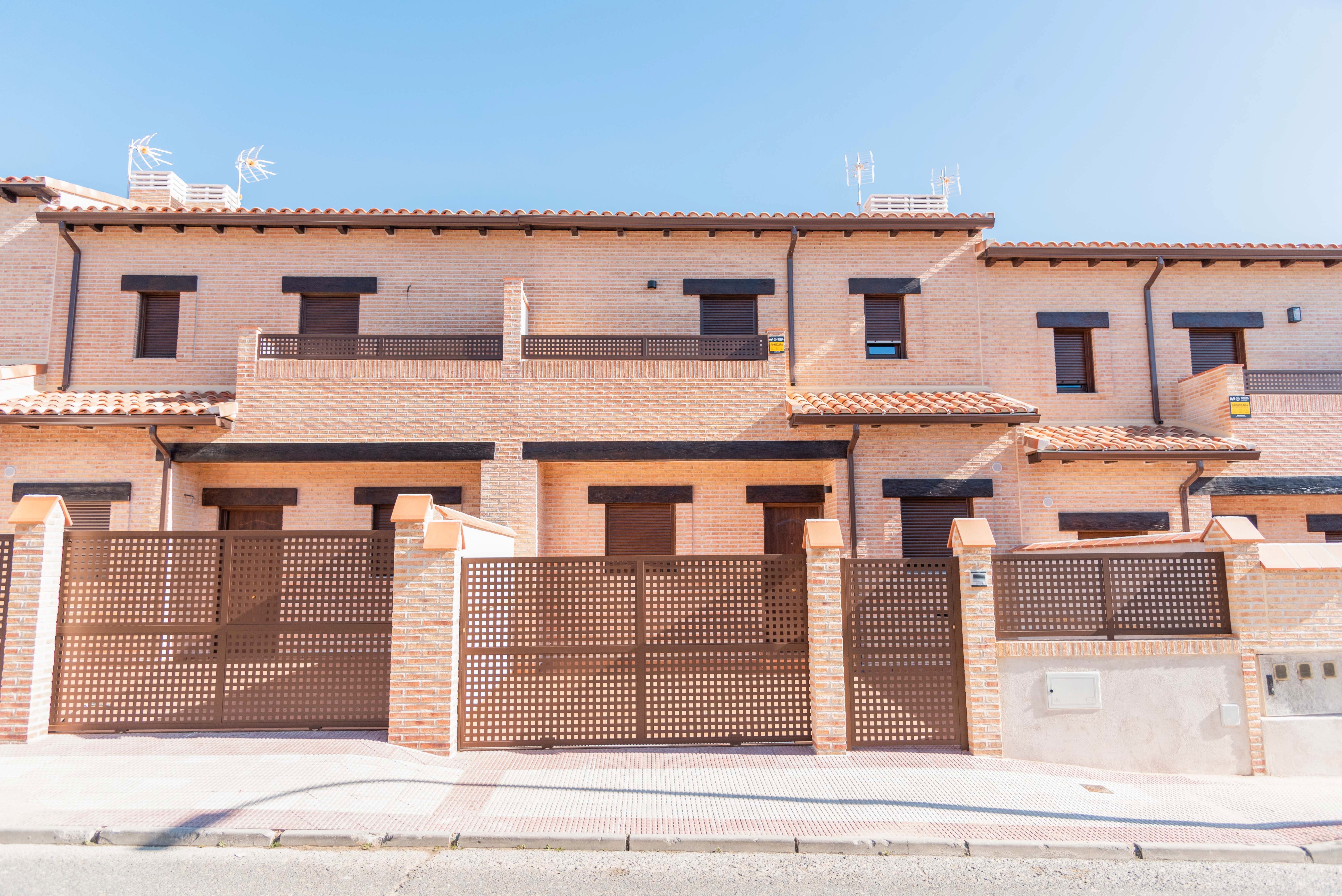 Casa adosada en venda a Yuncos