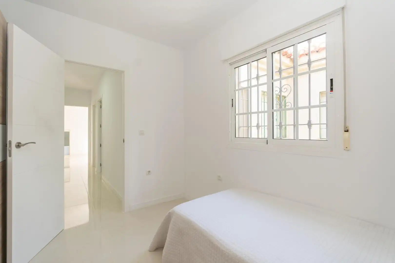 Bedroom of Houses for sale in Salobreña  with Air Conditioner, Terrace and Storage room