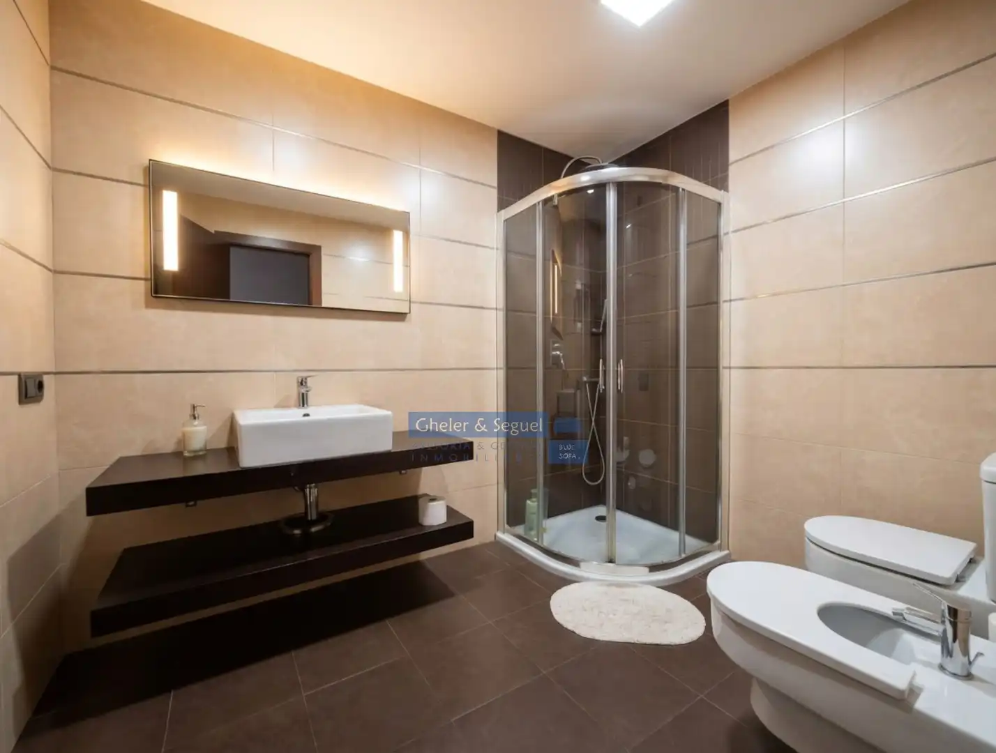 Baño de Finca rústica de alquiler en Estivella con Terraza