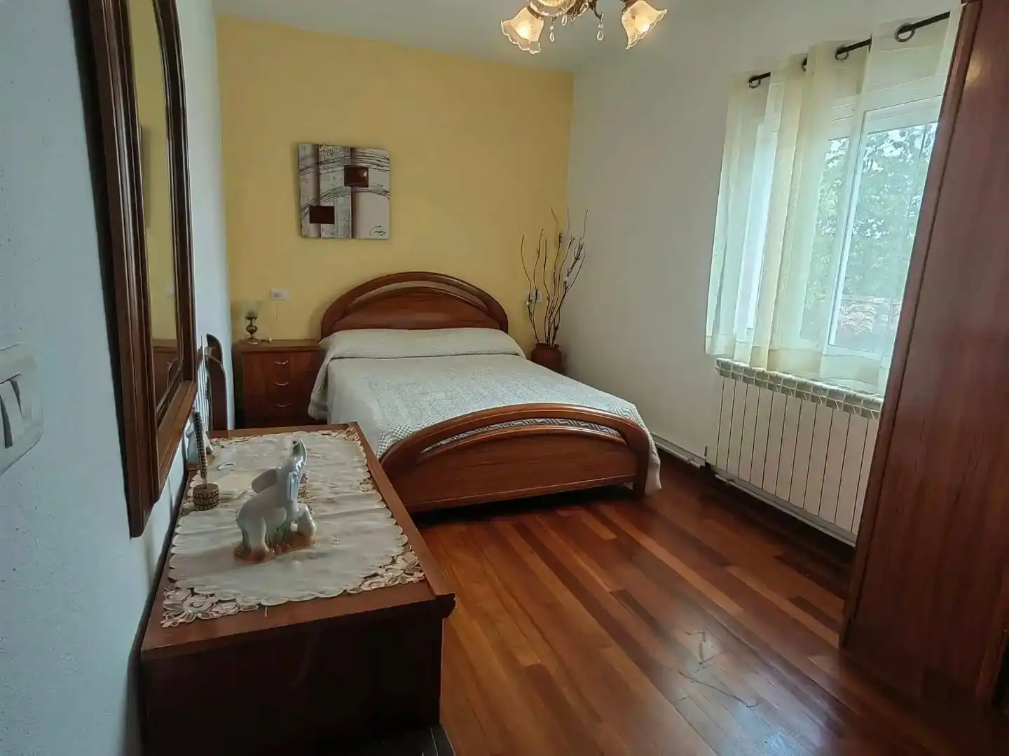 Habitación de Casa o chalet en venta en Monterroso con Jardín privado, Piscina y Amueblado