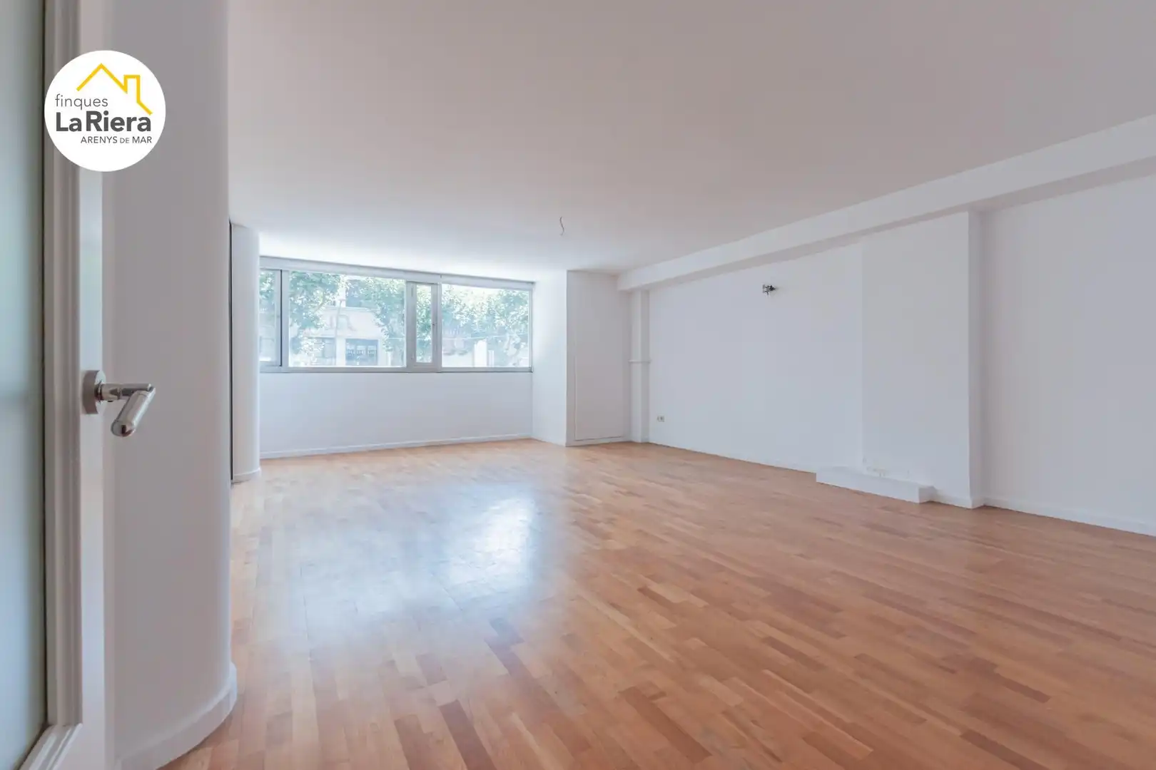 Wohnzimmer von Geschaftsraum zur Miete in Arenys de Mar