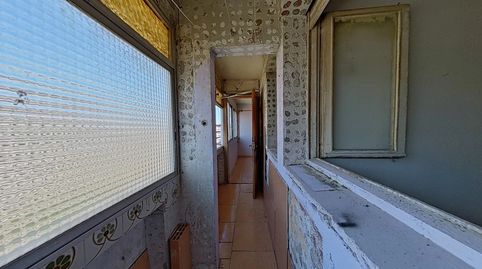 Foto 5 de Pis en venda a Carrer de Llevant, La Mina, Sant Adrià de Besòs