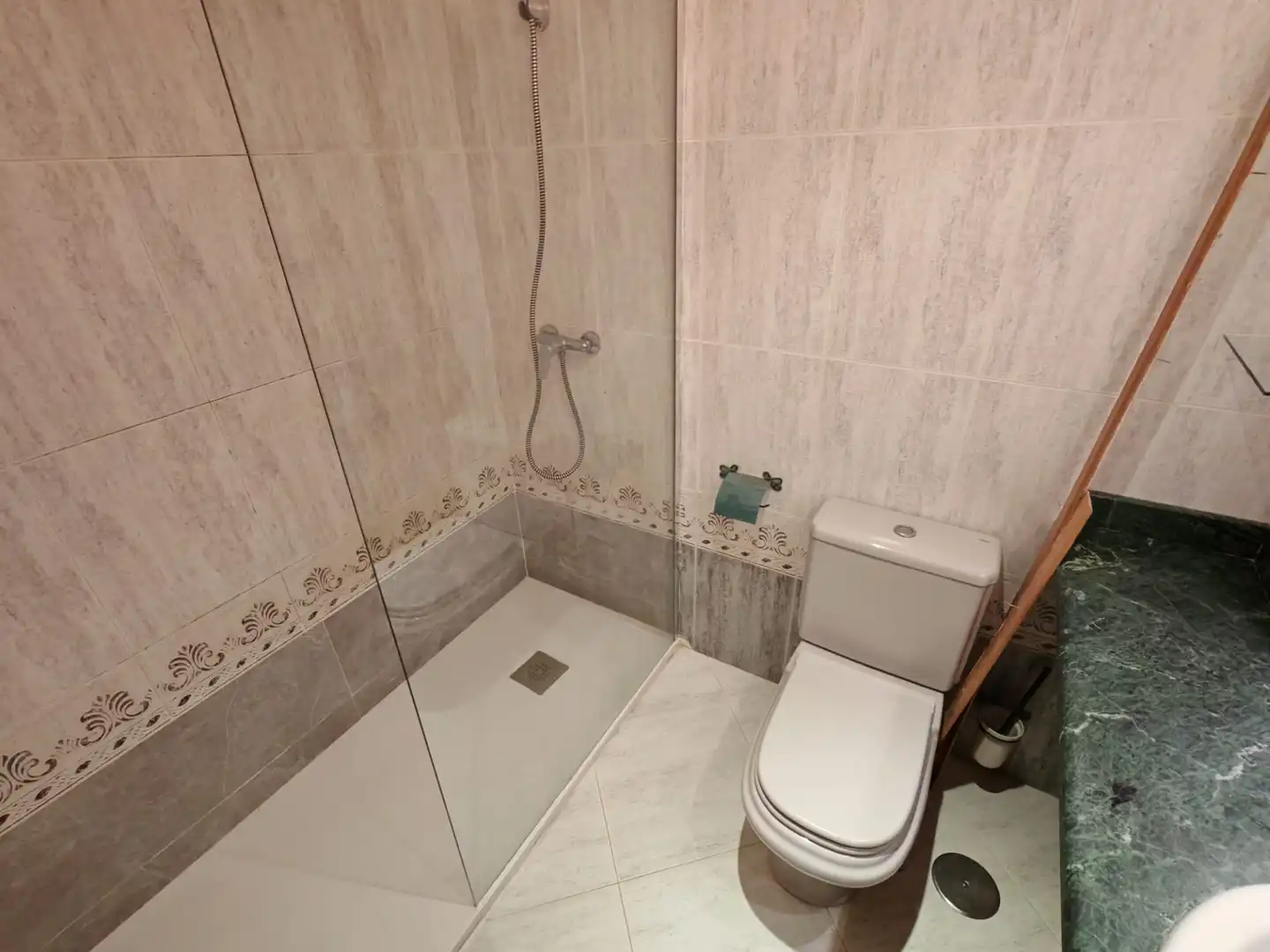 Bathroom of Flat for sale in Móstoles  with Heating, Parquet flooring and Terrace