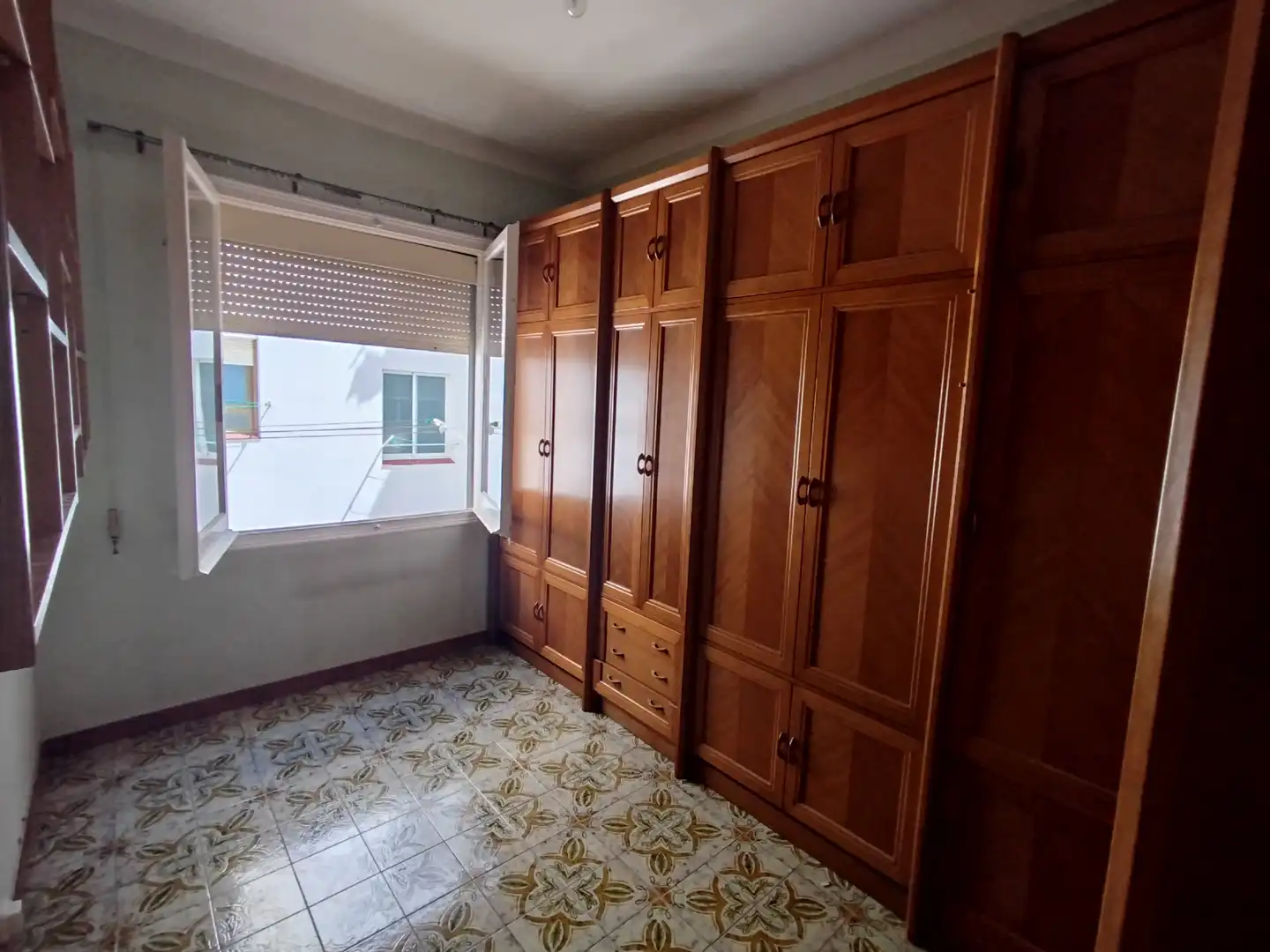 Bedroom of Flat for sale in Barcelona  with Air Conditioner, Heating and Balcony