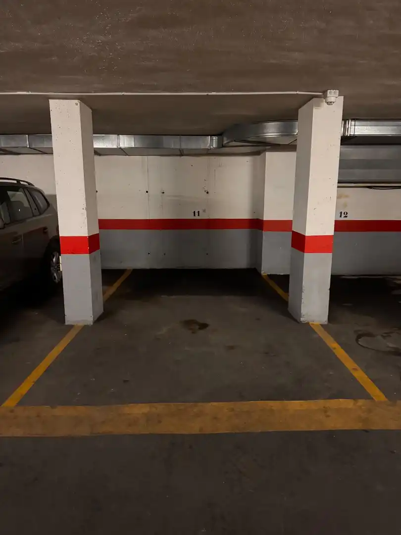 Parking de Piso de alquiler en Florida - Ciudad de Asís