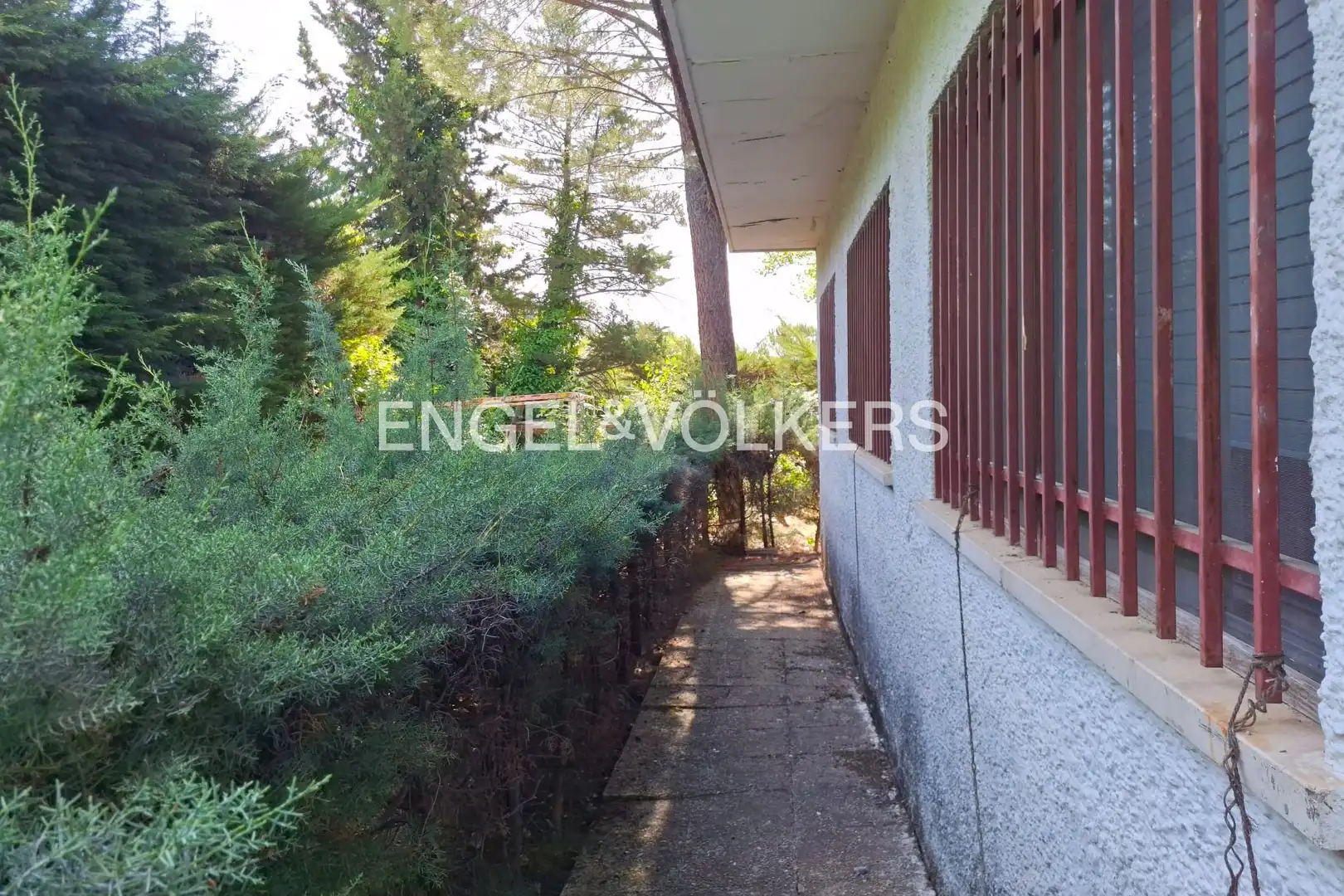 Vista exterior de Casa o chalet en venta en Las Rozas de Madrid con Calefacción, Jardín privado y Terraza