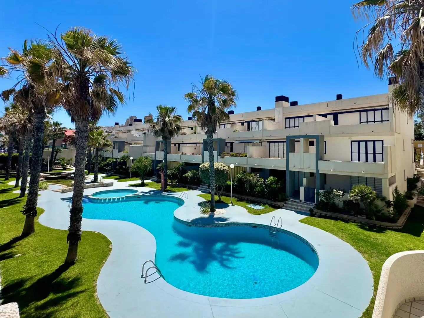 Apartamento en venta en Cañada del Molino