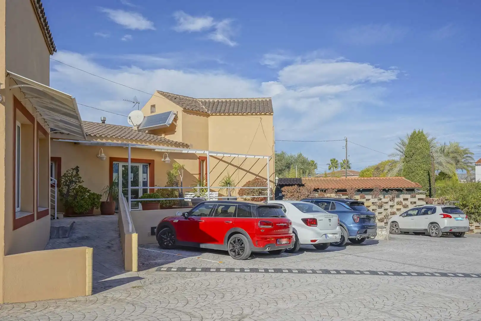 Parking of Houses for sale in Jávea / Xàbia  with Air Conditioner, Heating and Private garden