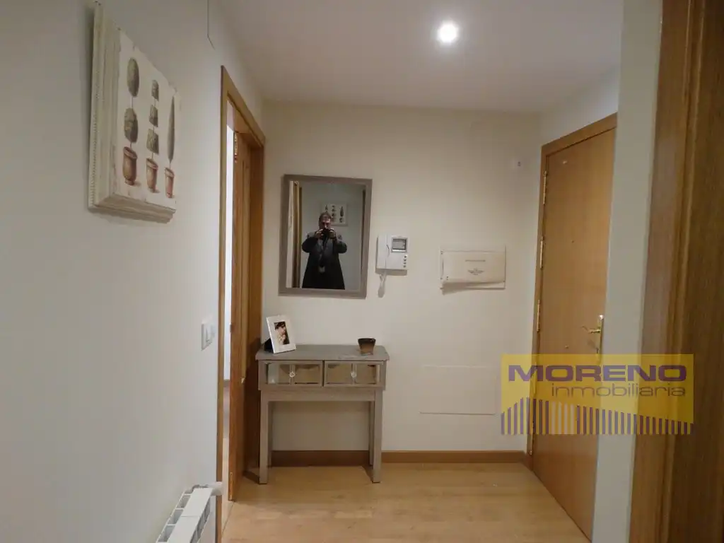 Piso en venta en Sarria con TV