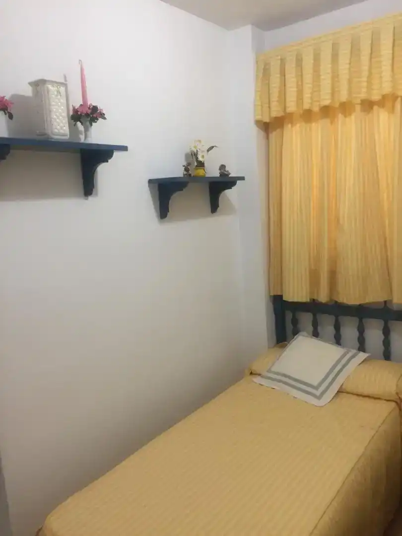 Schlafzimmer von Wohnungen zur Miete in Mijas mit Klimaanlage, Schwimmbad und Balkon