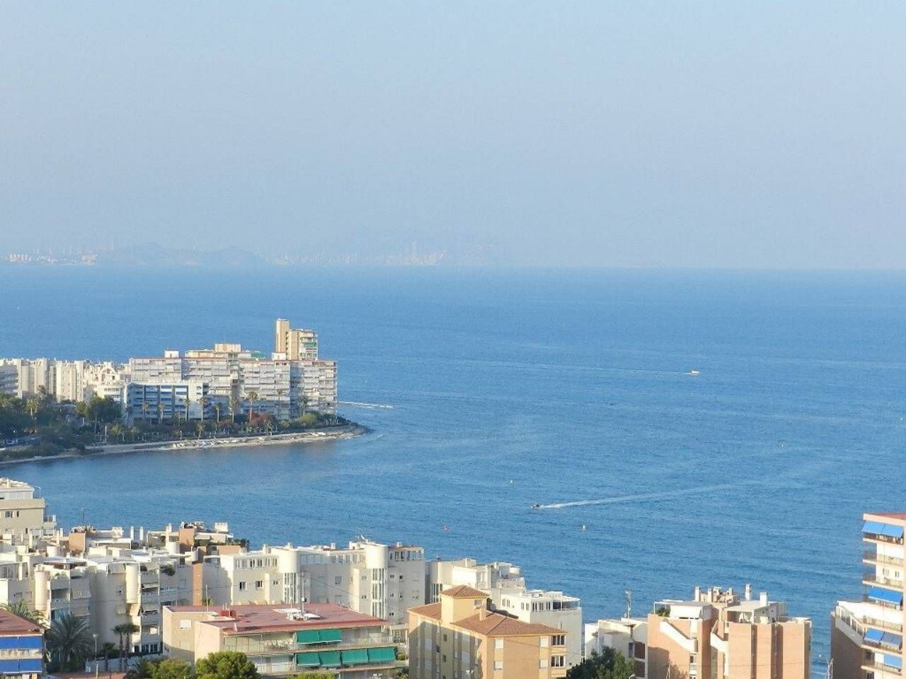 Exterior view of Flat to rent in El Campello  with Air Conditioner, Heating and Terrace