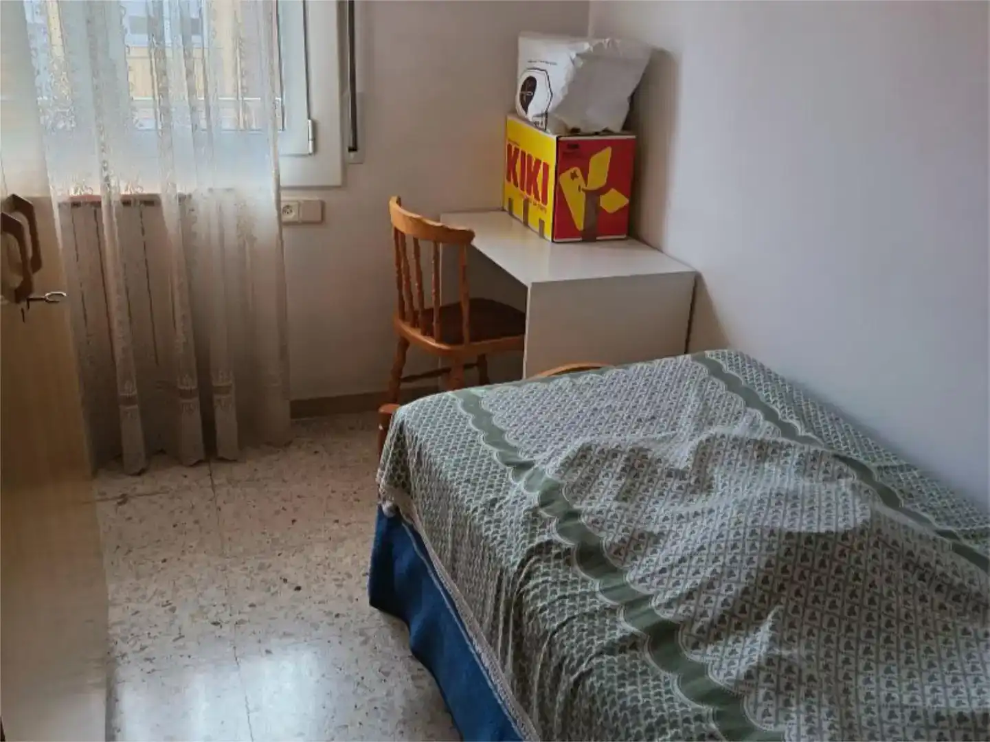 Dormitori de Casa adosada en venda en Manlleu amb Balcó