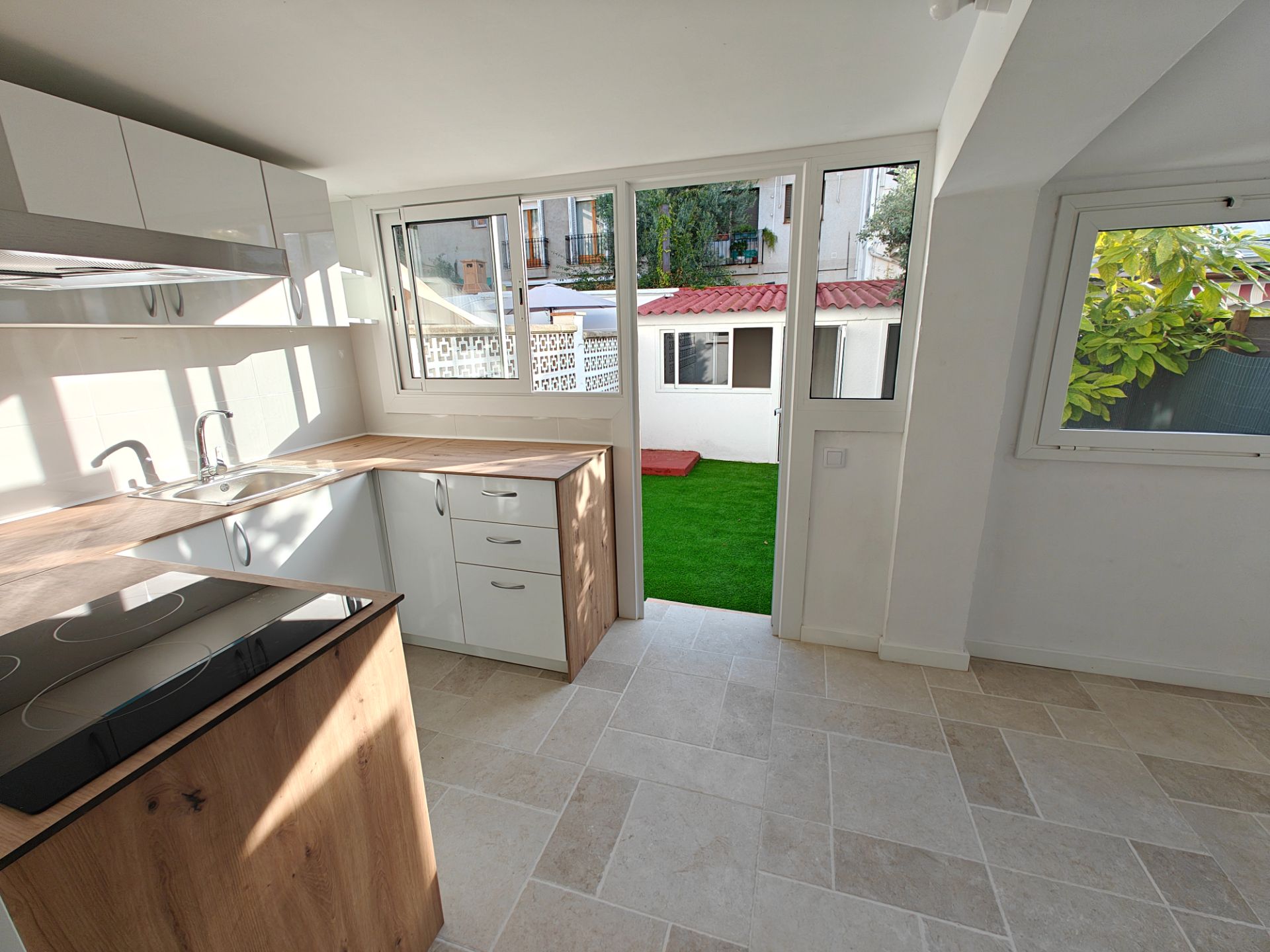 Jardín de Casa o chalet en venta en El Masnou con Jardín privado, Parquet y Alarma